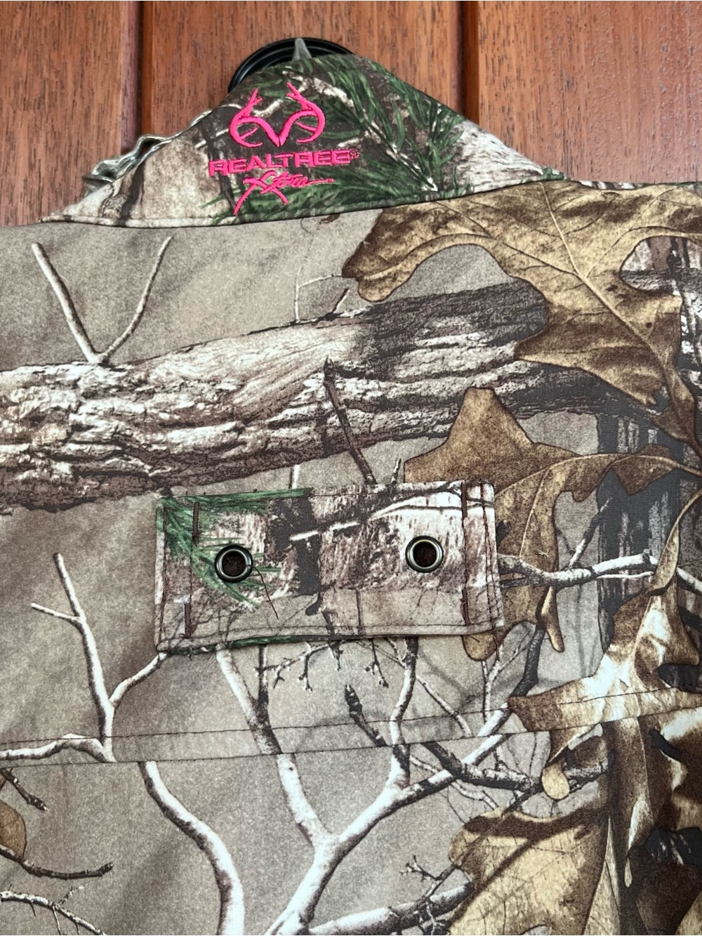 Women’s Realtree Softshell Jacket - Picture 6 of 9